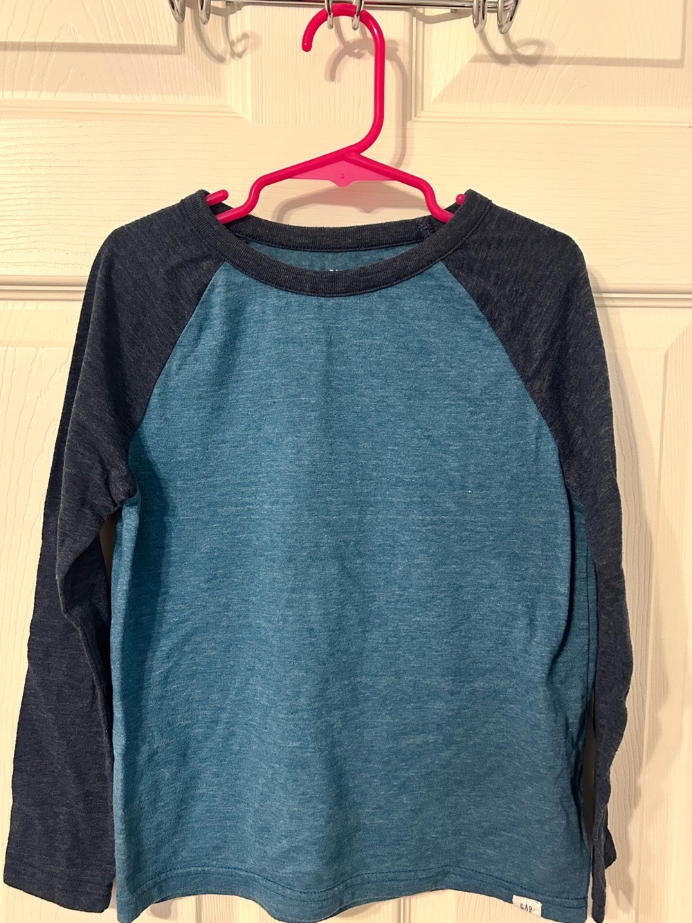 Boys, GAP Kids, Long-Sleeve Basic Tee - Blue, Size Small